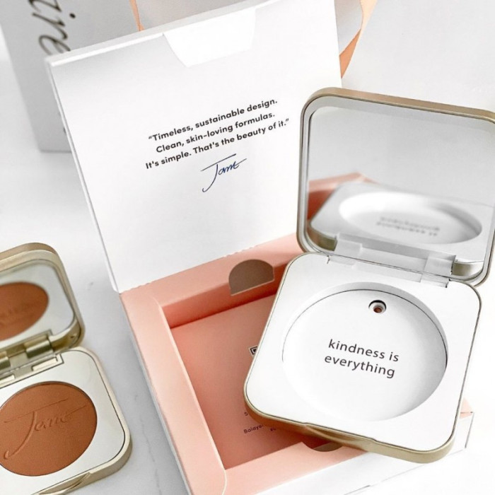 Пудрениця золота, Refillable Foundation Compact, Jane Iredale, США